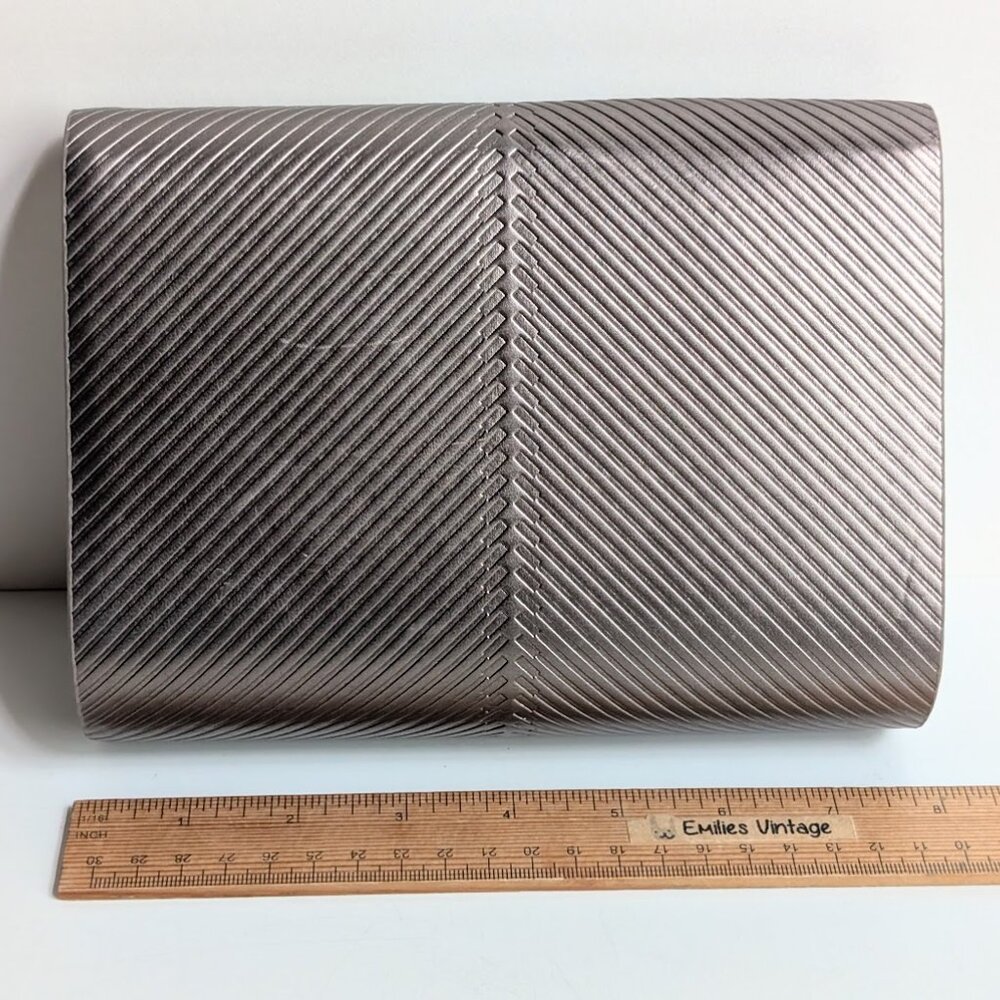 AMPM Silver Faux Leather Zehra Metallic Linear Pattern Clutch - Picture 12 of 13